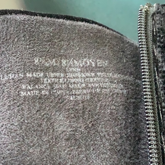 Black velour boot - Picture 7 of 8